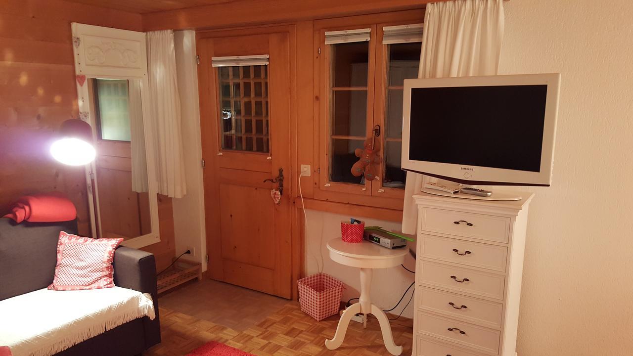 Bergluft Bed & Breakfast Lenk Dış mekan fotoğraf